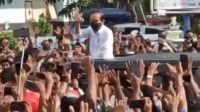 Presiden Jokowi Akibatkan Kerumunan Massa di Maumere Berujung Pelaporan Polisi