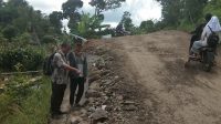 Abdul Muiz Minta Dinas Bina Marga Provinsi Segera Perbaiki Jalan Nyalindung Kertaangsana
