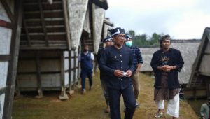 Kang Emil Bidik Pariwisata Kasepuhan Adat Ciptagelar, Ini yang Akan Dilakukannya