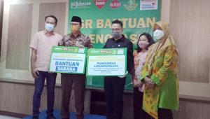 Indomaret dan SC Jhonson Bantu Renovasi Puskesmas