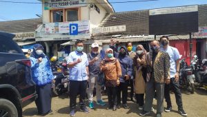 Pastikan Harga Stabil, Kang Hendar Sidak Harga Sembako di Pasar Ciawi Tasikmalaya