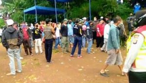 Kontes Ayam Pelung di Desa Talaga Dibubarkan, Pesertanya ada dari Sukabumi