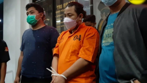 Ini Tampang Ayah Keji Yang Siksa Anak Kandung Di Tangsel, Begini pengakuannya