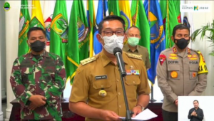 Ridwan Kamil :  53 Orang di Jabar Positif Covid-19 Saat Arus Mudik