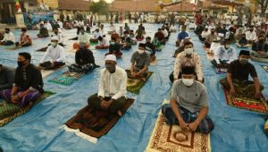 Mas Menteri Keluarkan Panduan Salat Idul Fitri di Tengah Pandemi, Ini Poin-poinnya