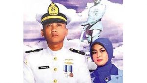 Letda Munawir yang Gugur Bersama KRI Nanggala-402, Kangen Dengar sang Suami Ngaji Seusai Salat Tahajud
