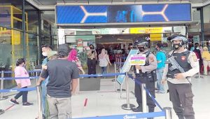 Polresta Sukabumi Perketat Prokes di Pasar Modern