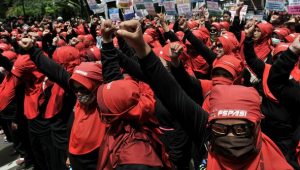 Buruh: Sukabumi Modar Seminggu atau UMK 2022 Kabupaten Sukabumi Naik Signifikan
