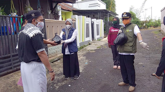 Camat warudoyong