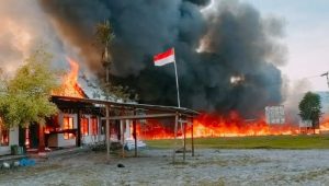 Mencekam, Sejumlah Fasilitas Pemerintah di Kabupaten Yalimo Papua Dibakar Massa, Kapolda Bilang Begini