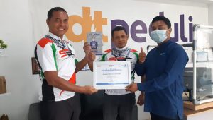 Sukabumi Bicycle Community Salurkan Hasil Donasi ke DT Peduli