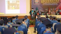 Lulusan Terbaik Wisuda Universitas BSI Sukabumi