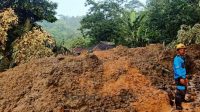 Longsor Terjang Cibeber, Ratusan Warga Mengungsi