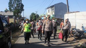 Dukung Program Bhayangkara Untuk Negeri, Kasetukpa Pimpin Baksos di Sukabumi