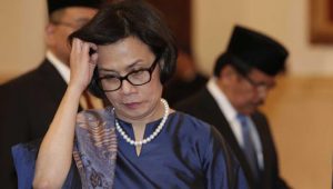 Pandemi Tak Terkendali, Sri Mulyani Minta Warga Banyak-banyak Berdoa