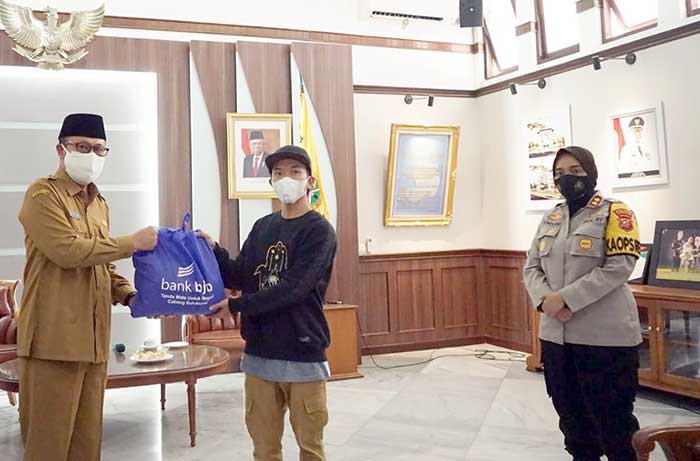 Walikota Sukabumi, Achmad Fahmi