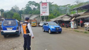 Selama PPKM Level 3, Puluhan Anggota Dishub Kabupaten Sukabumi Wajib ‘Gentanyangan’ di Jalan