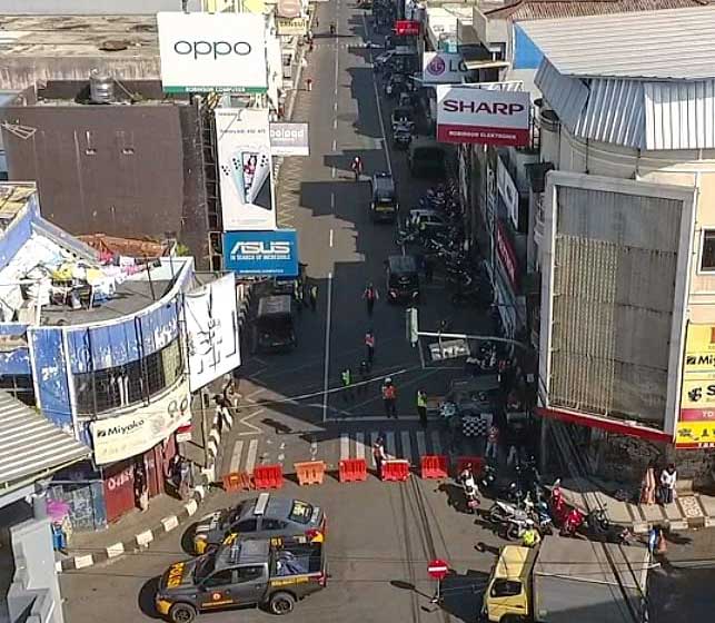Tahun Baru Jalan Sukabumi Ditutup