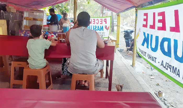 tempat makan di Palabuhanratu