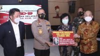 Bantu Tangani Covid-19, Warga Ini Hibahkan Rp2 Triliun