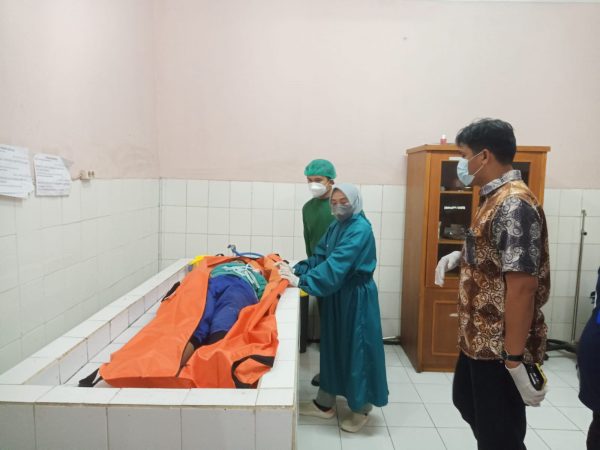 Korban Gantung Diri