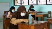 Sanksi Sekolah Langgar SKB, Kemendikbudristek Diminta Tak Lepas Tangan
