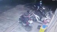 Aksi pencurian sepeda motor terekam CCTV