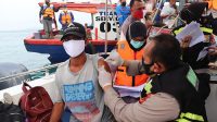 Vaksinasi Nelayan Sukabumi