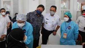 Airlangga Hartarto: Vaksinasi Bisa Lindungi Ibu Hamil dan Bayi dari Covid-19