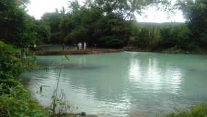 Duh.. Sungai Cikaso Jampangtengah Tercemar Asam Sulfat, Puluhan Warga Datangi PT CAI