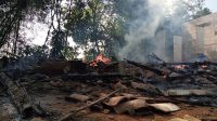 Sijago Merah Usir Satu Keluarga di Cibadak