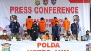 Polda Metro Jaya Ungkap Pemalsuan Sertifikat Vaksin yang Terkoneksi ke Aplikasi PeduliLindungi