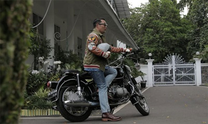 Ridwan Kamil Desain Celana Jeans