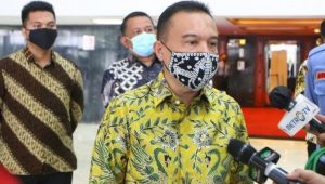 Mungkinkan Menko Polhukam Mahfud Diganti Sufmi Dasco Ahmad