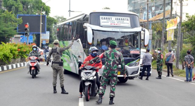 Pemkab Bogor bersama TNI