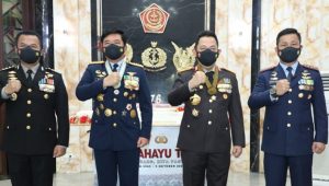 HUT ke-76 TNI, Panglima TNI Dapat Ucapan Langsung dari Kapolri Listyo Sigit