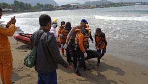 Warga Kota Sukabumi yang Hilang Digulung Ombak Palabuharatu Ditemukan Tak Bernyawa