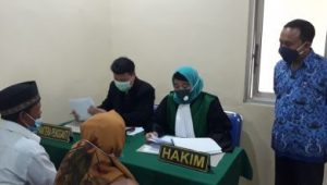 100 Pasangan di Desa Kertarahayu Ikut Isbat Nikah