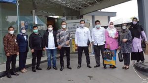 Hasim Adnan Harapkan Bank BJB Pertahankan Pelayanan Prima