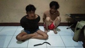 Polsek Sukaluyu Amankan Dua Remaja Mabuk Bawa Celurit