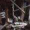 rumah ambruk