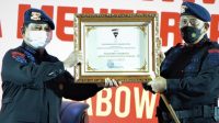 Prabowo Subianto Dianugerahi Sebagai Warga Kehormatan Korps Brimob