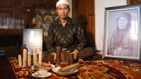 Cucu Mak Erot Ungkap Rahasia Pengobatan