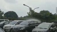 Screenshoot video hujan guyur satu mobil di Cikarang Utara, Kabupaten Bekasi.