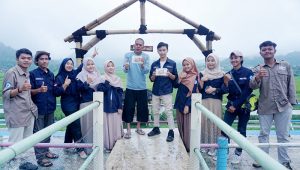 STKIP Bina Mutiara Bentuk Wisata Edukasi di Agrowisata Mina Padi