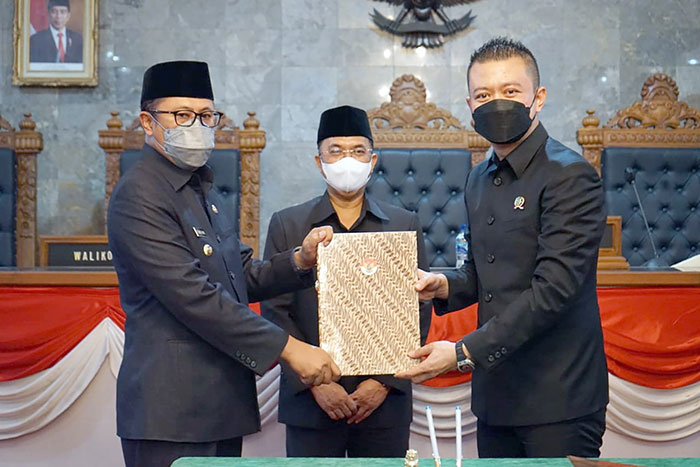 DPRD dan Pemerintah Kota Sukabumi