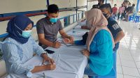 Polres Sukabumi-Kadin Suntik Vaksin Buruh Pabrik