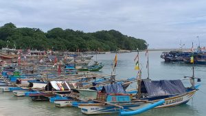 Termasuk Pantai Sukabumi, Gelombang Laut Selatan Diprakirakan Capai 6 meter