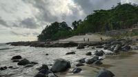 Pantai Karanghawu Kecamatan Cisolok
