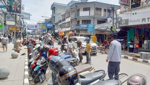 Parkir Jalan Ahmad Yani Sukabumi Masih Bisa di Badan Jalan